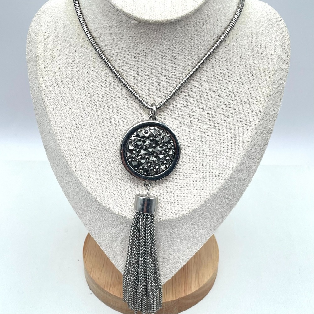 Vintage Silver-Tone Beaded Chain Metal Fringe Round Druzy Pendant Necklace